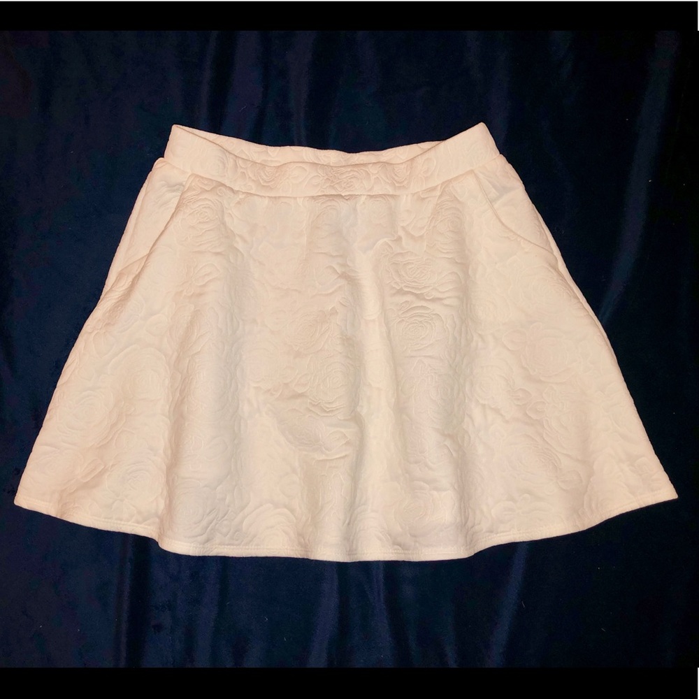 Textured Floral Print Mini Skirt Size Large